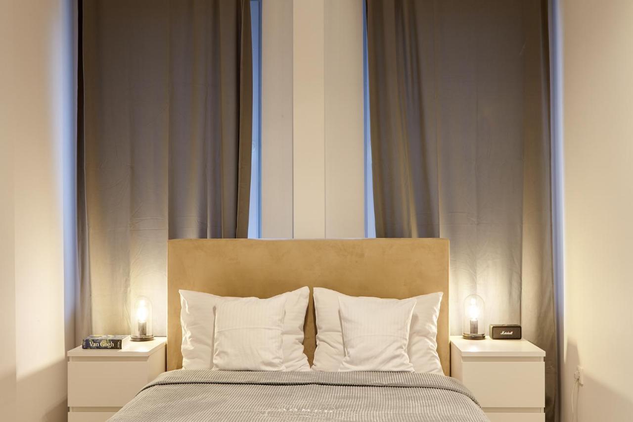 Oomph Warsaw Central Premium Apartments エクステリア 写真