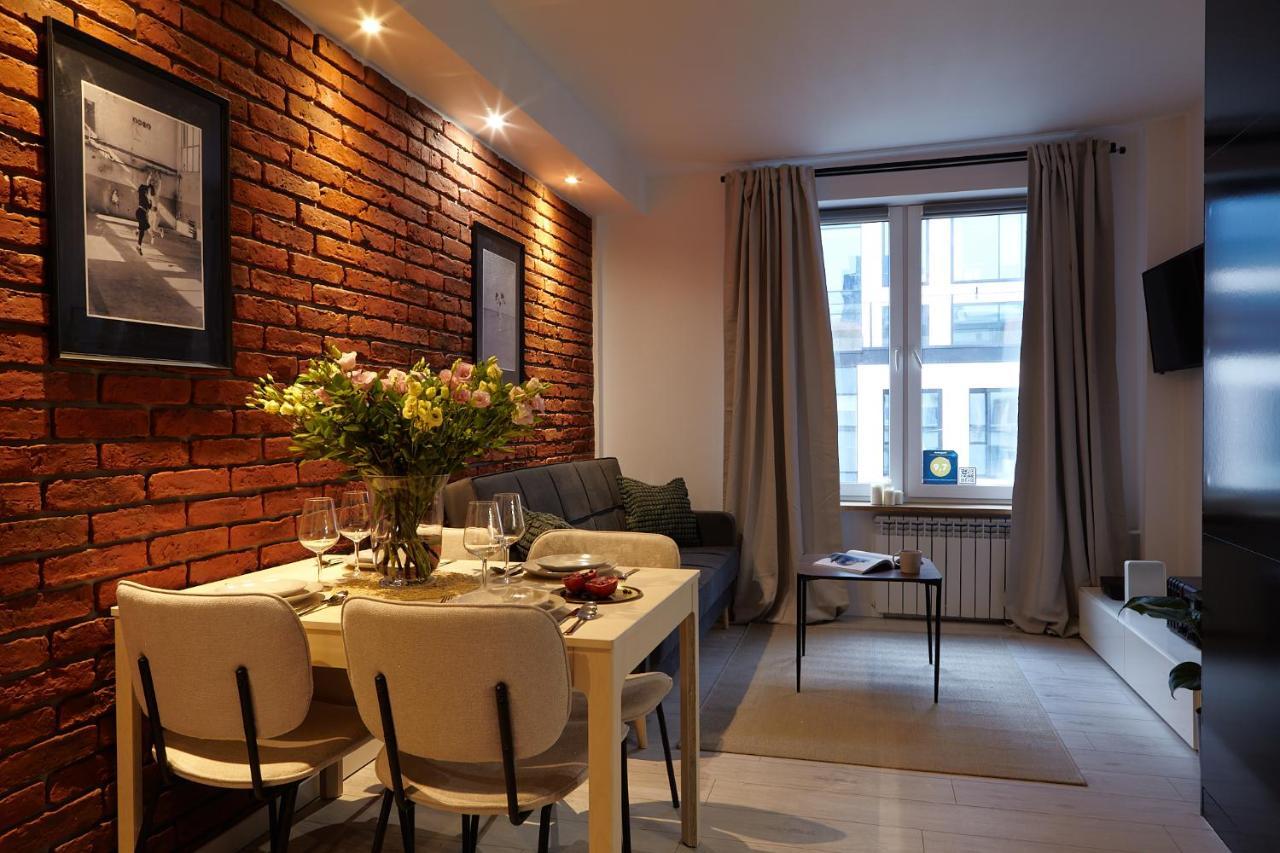 Oomph Warsaw Central Premium Apartments エクステリア 写真